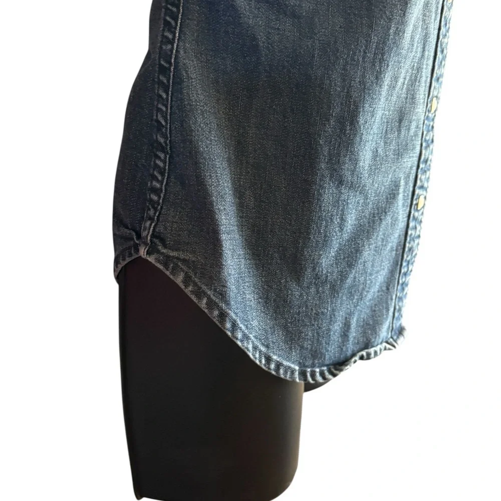 LEVI'S WOMEN'S Medium WASH DENIM LONG SLEEVE PEARL SNAP ULTIMATE
WESTERN SHIRT S - Picture 8 of 14